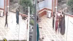 Viral Video: बंदर को भगाने में बंदे को लगा 11000V का झटका, फिर हुआ ऐसा चमत्कार, जिसकी…