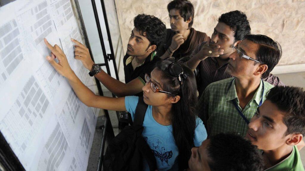 Haryana Board 10th Compartment Result 2025: हरियाणा बोर्ड 10वीं कंपार्टमेंट…