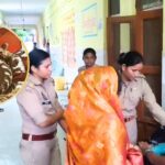 गाजीपुर: गाना सुनते ही स्टीयरिंग छोड़ ताली बजाने लगा ड्राइवर, घर में घुसा द… – भारत संपर्क