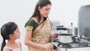 पुराने प्रेशर कुकर को लगातार यूज करने के ये नुकसान नहीं जानते होंगे आप? एक्सपर्ट…