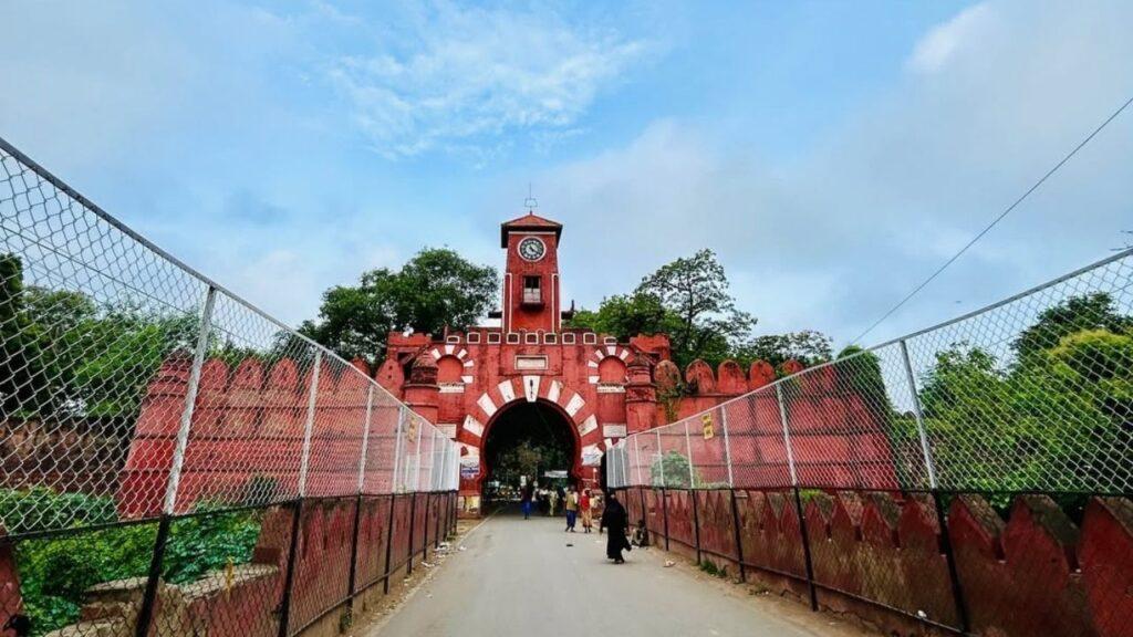 वीकेंड के लिए परफेक्ट है पटना से सिर्फ 120km ये जगह, हिल स्टेशन जैसा आएगा फील
