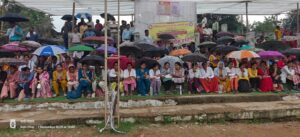 Raigarh: भारी बारिश में भी डटे रहे एनएचएम कर्मचारियों, अनिश्चित-कालीन हड़ताल का 15वां… – भारत संपर्क न्यूज़ …