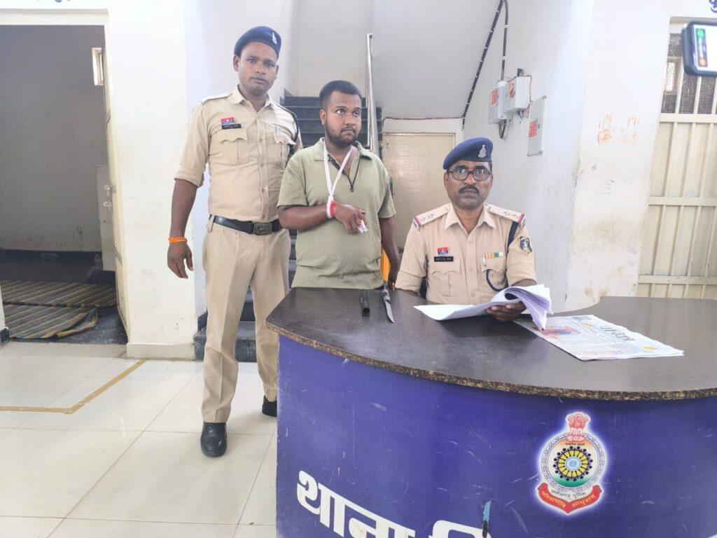 गणेश पंडाल के पास गाली-गलौच और मारपीट करने वाला आरोपी…- भारत संपर्क