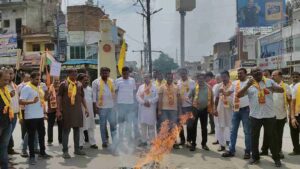 *कुनकुरी के कांग्रेसी नगर पंचायत अध्यक्ष विनयशील के खिलाफ अग्रवाल समाज का…- भारत संपर्क