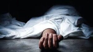 UP: हॉस्पिटल की तीसरी मंजिल से गिरा मरीज, कचरे के ढेर में मिला शव, घरवालों…