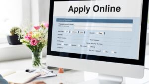 LIC Vacancy 2025: एलआईसी में निकली वैकेंसी, ग्रेजुएट 24 सितंबर तक करें अप्लाई,…