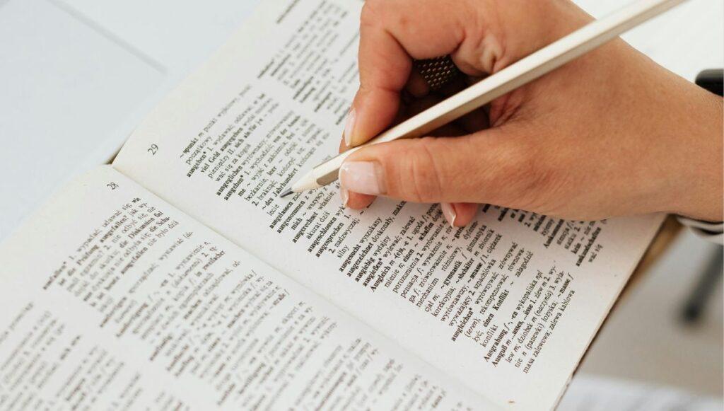 New Language Learning Tips: नई भाषा सीखने का है प्लान, 5 पॉइंट्स में समझें ऐसे…