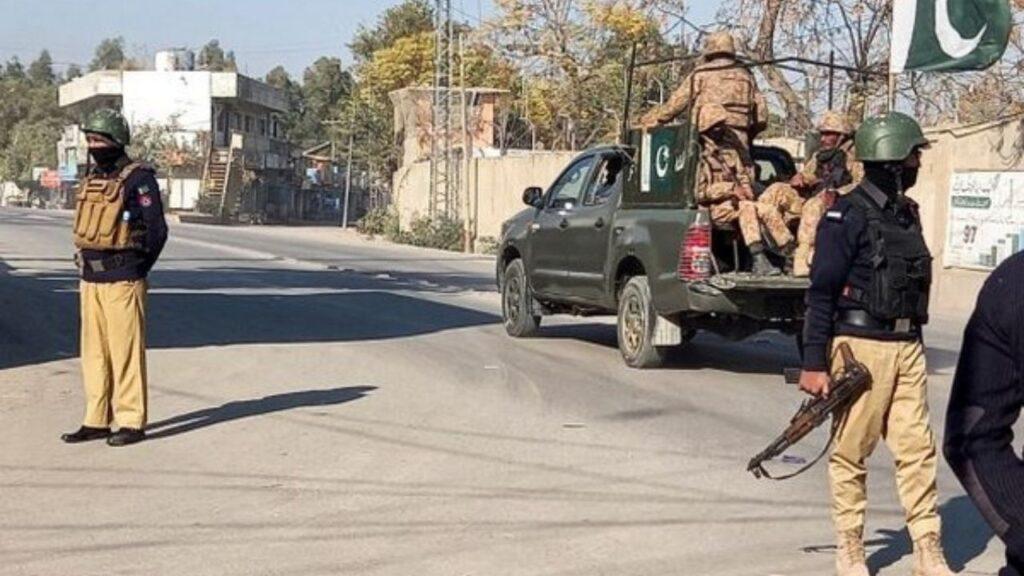 Pakistan Blast: बलूचिस्तान से खैबर पख्तूनख्वा तक…..पाकिस्तान में तीन आत्मघाती हमले,… – भारत संपर्क Pakistan Blast: बलूचिस्तान से खैबर पख्तूनख्वा तक…..पाकिस्तान में तीन आत्मघाती हमले,… – भारत संपर्क