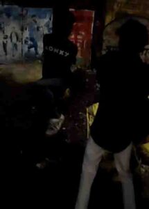 चोरी के आरोप में किशोर की बंधक बनाकर बेदम पिटाई, बर्बरता पूर्वक पीटने के बाद किशोर… – भारत संपर्क न्यूज़ …   चोरी के आरोप में किशोर की बंधक बनाकर बेदम पिटाई, बर्बरता पूर्वक पीटने के बाद किशोर… – भारत संपर्क न्यूज़ …