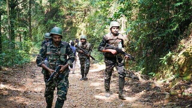 उत्तर बस्तर और अबूझमाड़ हुए नक्सलमुक्त — बस्तर में शांति और विकास का नया युग : मुख्यमंत्री… – भारत संपर्क न्यूज़ … उत्तर बस्तर और अबूझमाड़ हुए नक्सलमुक्त — बस्तर में शांति और विकास का नया युग : मुख्यमंत्री… – भारत संपर्क न्यूज़ …
