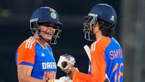 Women’s World Cup Semifinal: 5 मैच में सिर्फ 99 रन वाली खिलाड़ी के भरोसे टी… – भारत संपर्क Women’s World Cup Semifinal: 5 मैच में सिर्फ 99 रन वाली खिलाड़ी के भरोसे टी… – भारत संपर्क