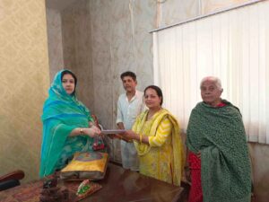 *आंगनबाड़ियों की स्थिति सुधारने प्रियावंदा सिंह जूदेव करेगीं पहल, शहर में चल…- भारत संपर्क