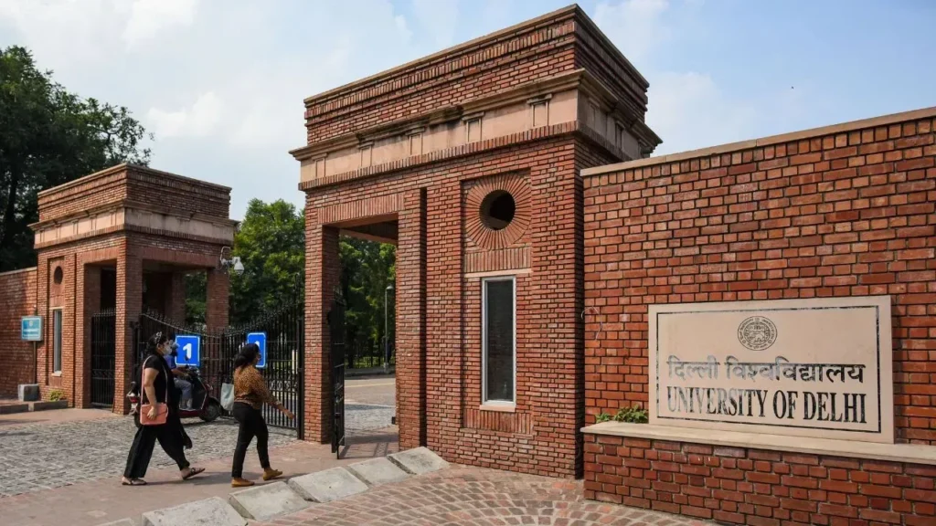 Delhi University: नॉर्थ कैंपस में ऑल इंडिया वंचित अधिकार दिवस के दौरान बवाल,…