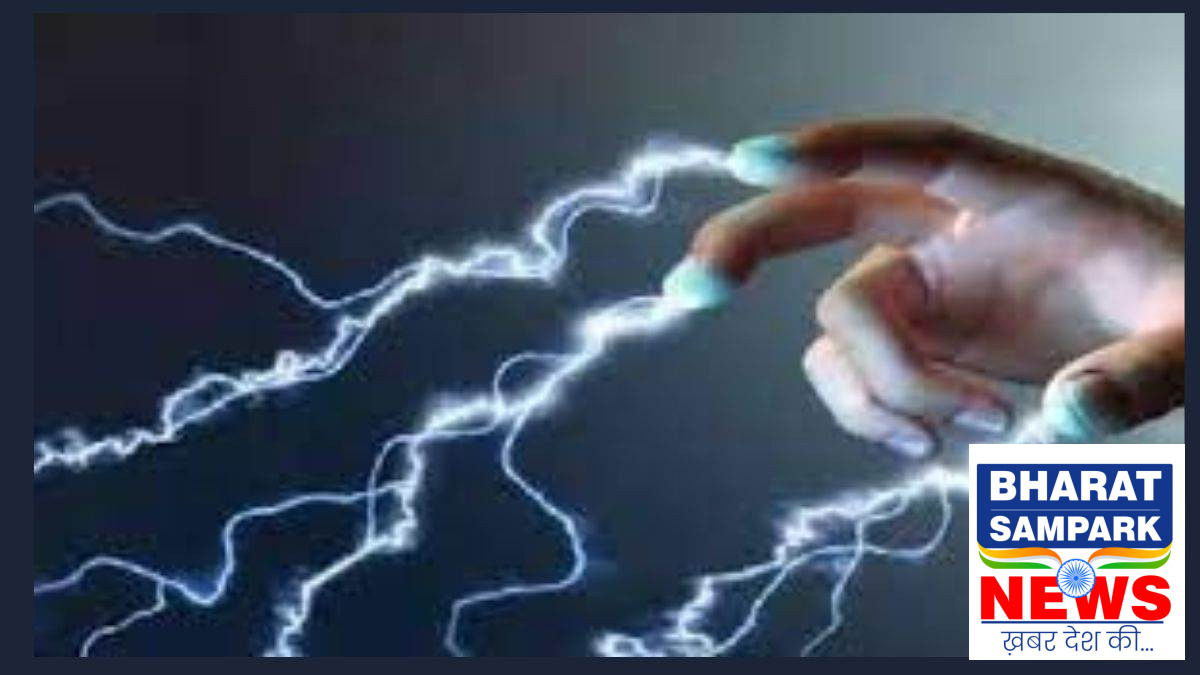 तखतपुर के स्कूल में जन्माष्टमी की तैयारी पड़ी भारी, मटका बांधते समय 11 KV करंट से मासूम झुलसा